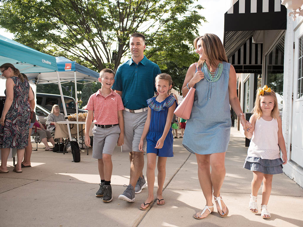 Paul Drossman and his family represent community banking in Perrysburg at the Farmer's Market.